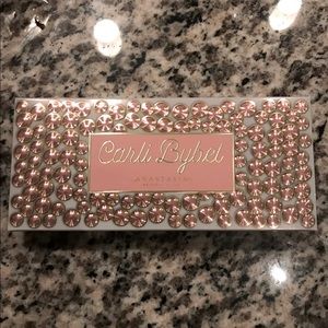 NEW! Carli Bybel ABH Eyeshadow Palette, Authentic